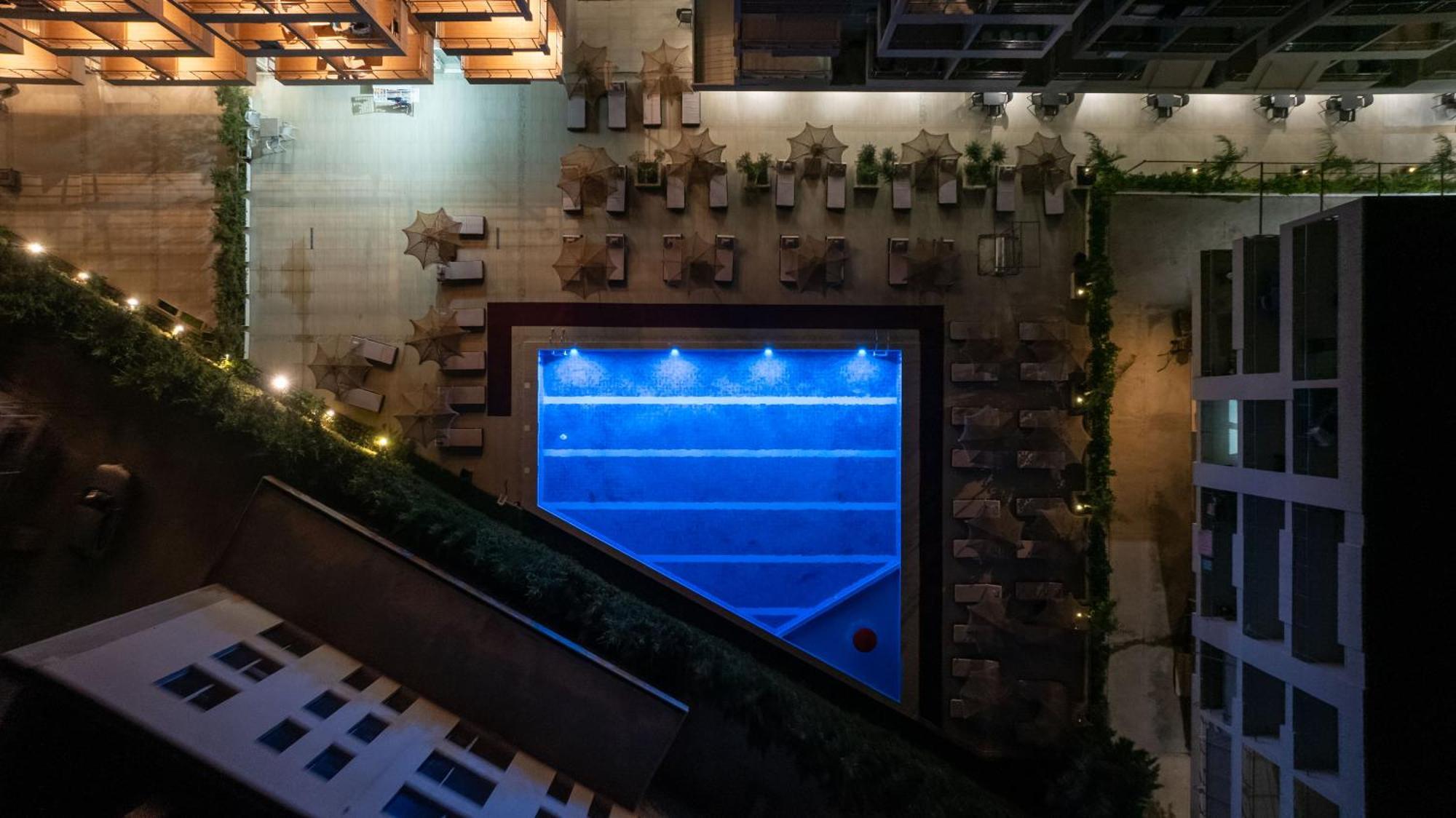 Gest Hotel Radhimë Zewnętrze zdjęcie